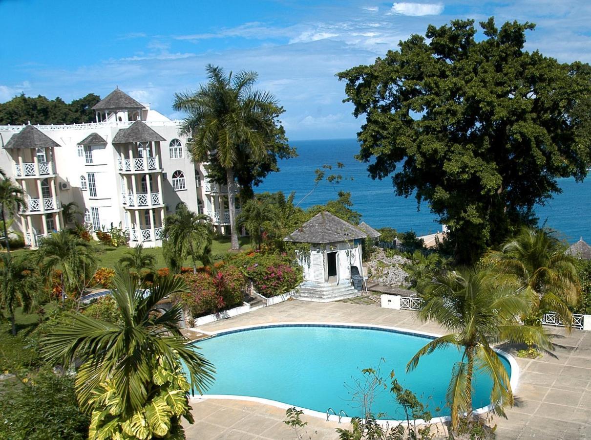Sky Castles Appartement Ocho Rios Buitenkant foto